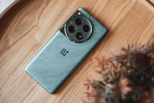 ¡El OnePlus 12, uno de los teléfonos premium del año, ahora con ¡más de 50 euros de descuento!