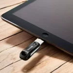 ¡Descubre cómo liberar espacio en tu iPhone o iPad sin perder fotos ni vídeos con esta increíble memoria USB en oferta!