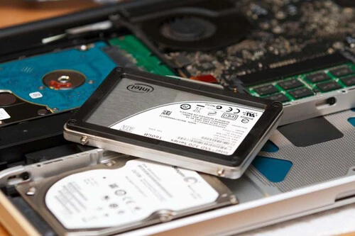 ¡Olvídate de borrar archivos para siempre! Este SSD Crucial hará que tu ordenador vuele y te cabrá todo