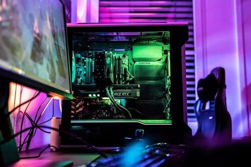 ¡Los mejores PC gaming con la mejor calidad-precio que debes regalar sí o sí este Reyes Magos!