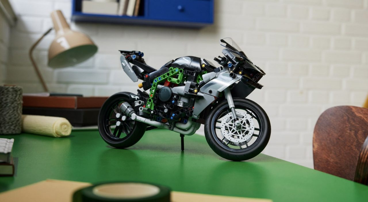 ¡La increíble Kawasaki Ninja de LEGO que todo motero debe tener y a un precio sorprendentemente bajo!