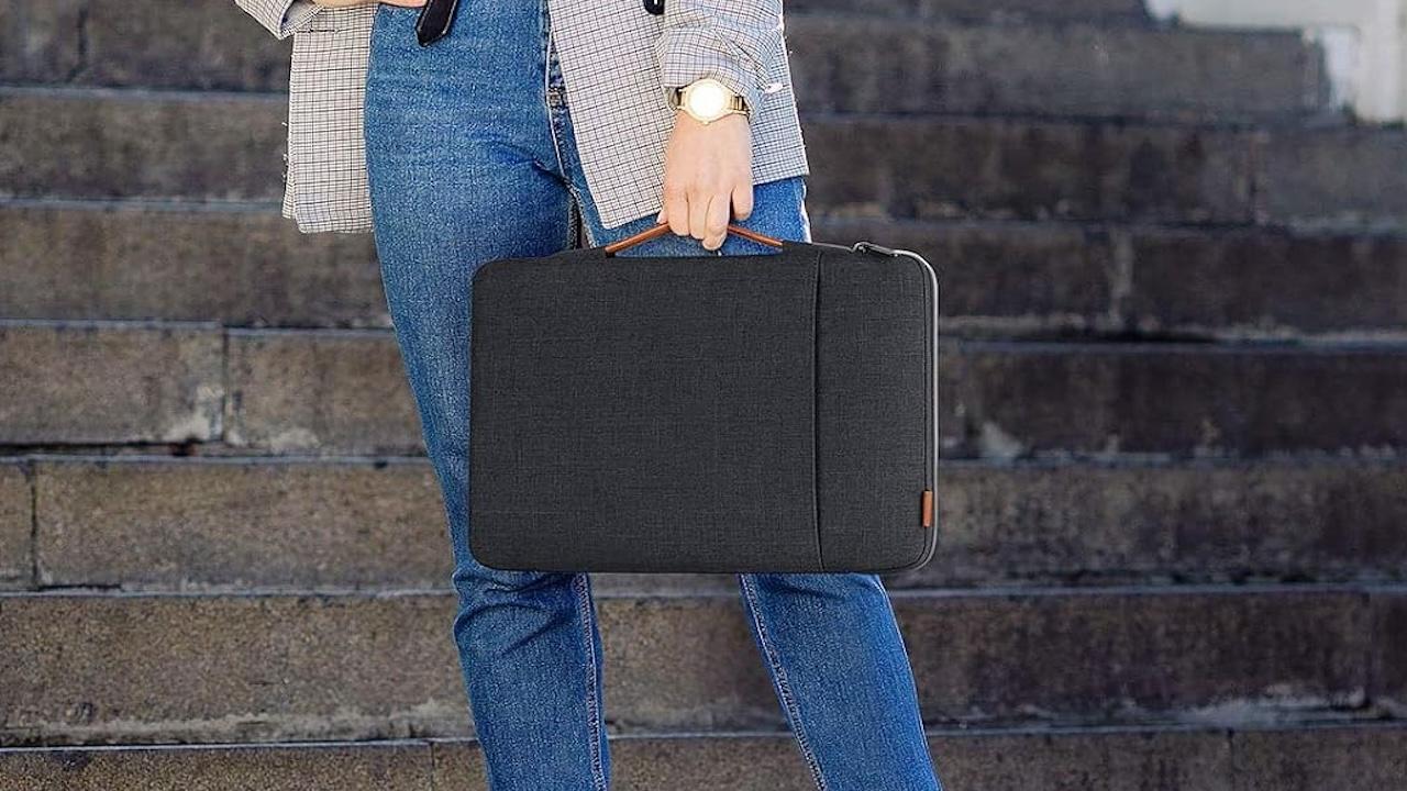 ¡La funda para MacBook que está arrasando en Amazon y a precio de outlet! ¡No te lo puedes perder!
