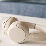 «¡Corre antes de que se agoten! Sony baja el precio de estos auriculares premium con 50 horas de batería y carga rápida»