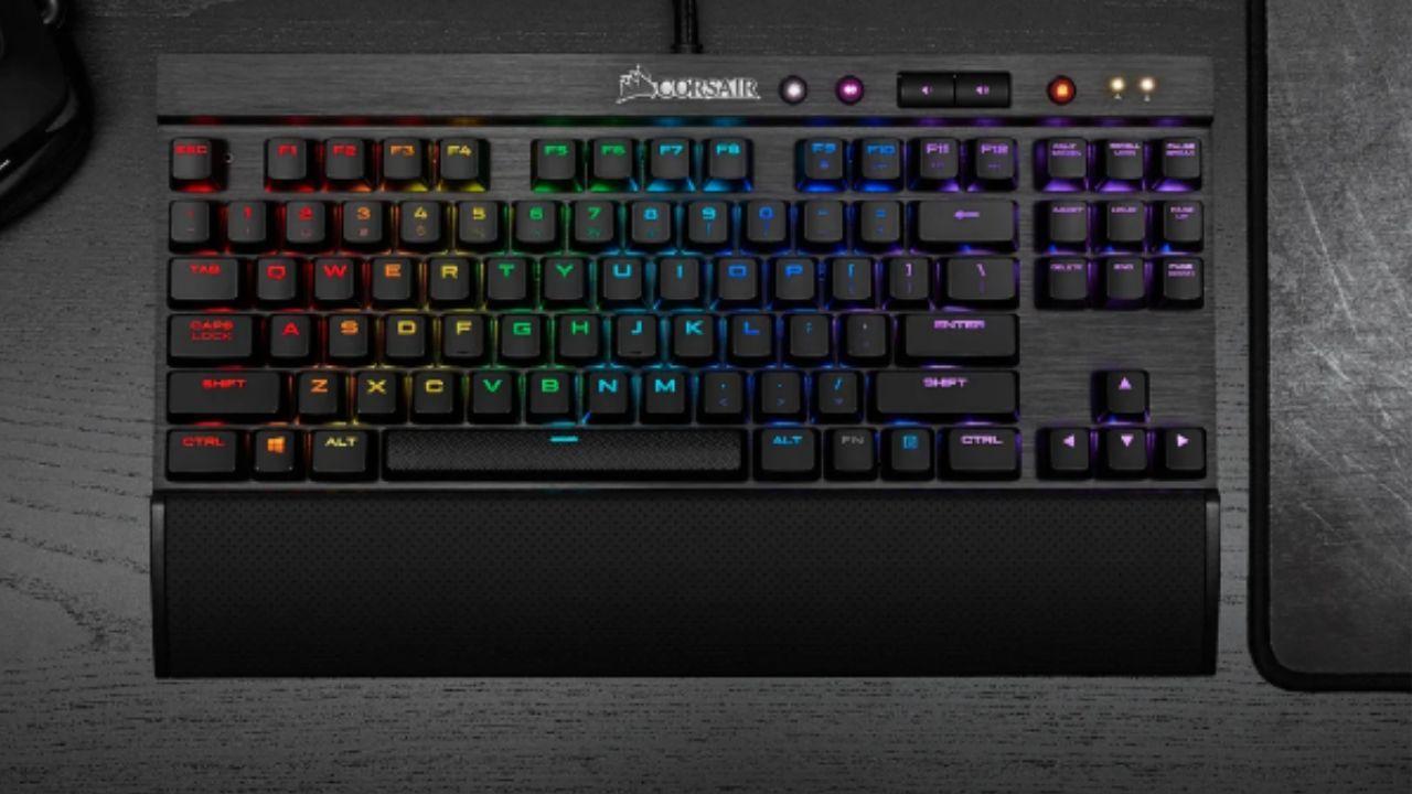 Este teclado me ha cambiado la vida: descubre por qué el Corsair K65 Rapidfire es el único que necesitas