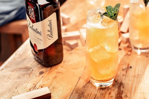 ¡El whisky favorito de la reina Victoria está disponible ahora en su receta original para que lo disfrutes en casa!
