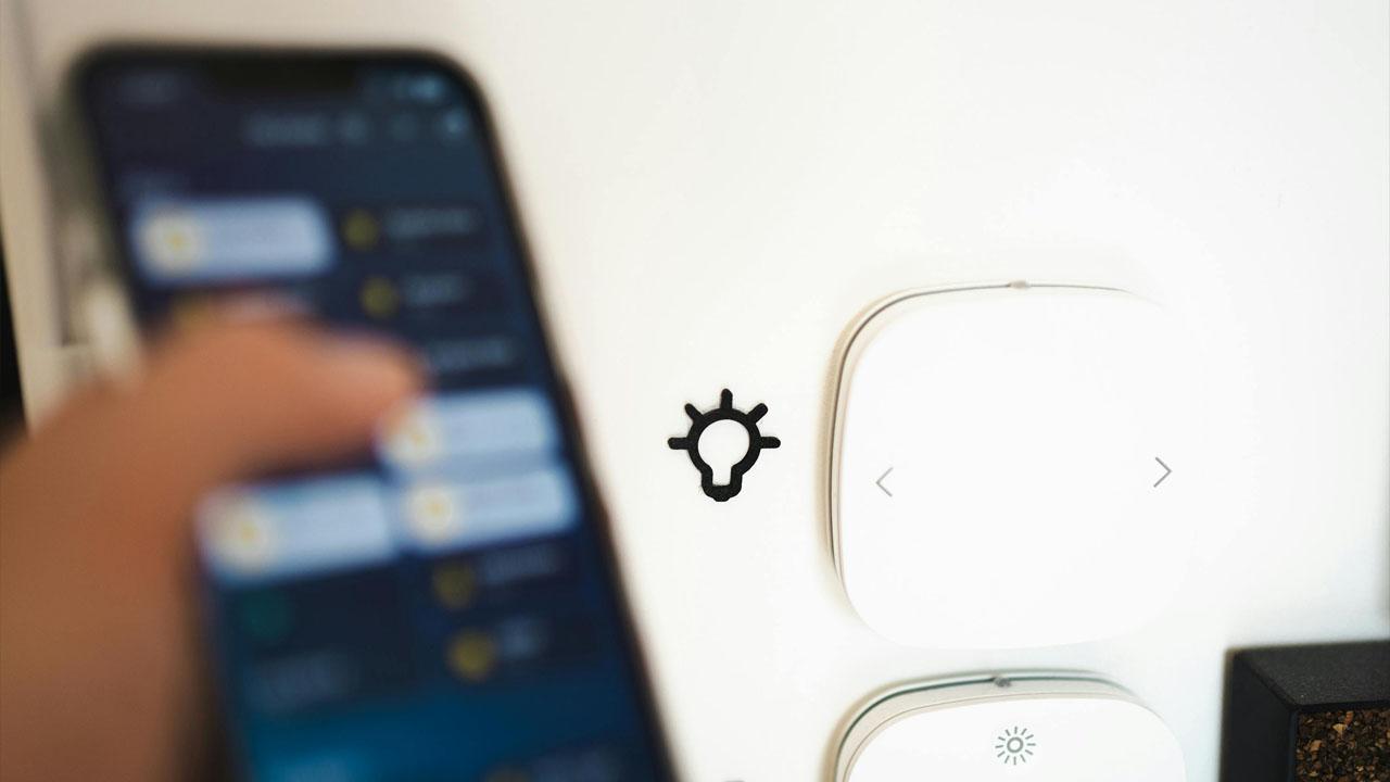 ¡No vas a creer qué dispositivos inteligentes están en oferta para controlar tu casa desde cualquier lugar!