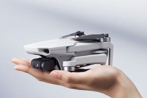 ¡Este dron de DJI me tiene obsesionado! ¡No paro de pensar en comprarlo para mis viajes!