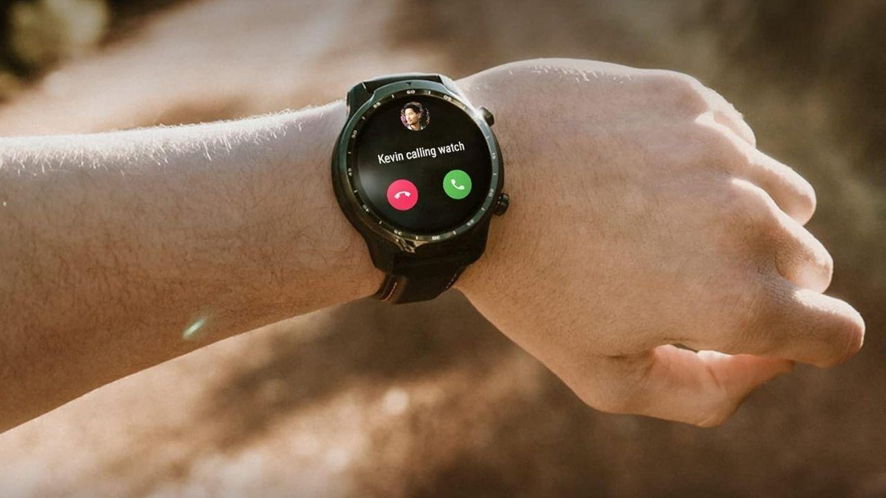 ¡Adiós Garmin! Este reloj todoterreno con GPS, Android y batería infinita está ¡en liquidación exclusiva en Amazon!