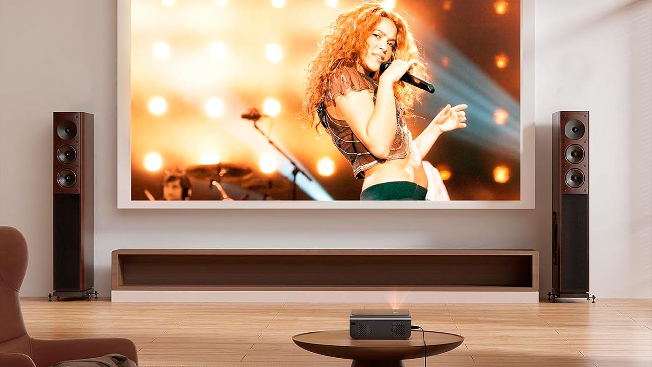 ¡No te lo puedes perder! Este proyector 1080p ¡está a mitad de precio por tiempo limitado!