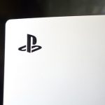 ¡Increíble! Este pack de PS5 Slim con lector es MÁS BARATO que la PS5 Pro y además trae 3 juegos y auriculares ¡No te lo puedes perder!