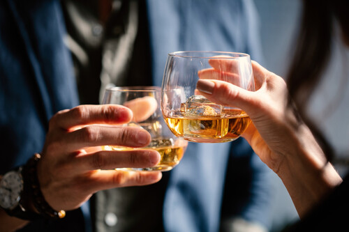 ¡Celebra una Nochevieja de lujo con Johnnie Walker, el whisky de la realeza británica!