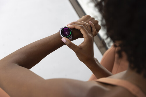 ¡Este reloj inteligente Garmin acaba de bajar a su precio más bajo de la historia! ¡Apresúrate antes de que se agote!