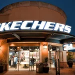 ¡Las mujeres mayores de 50 no pueden dejar de usar estas Skechers sin cordones y súper cómodas! ¡Te sorprenderá por qué!