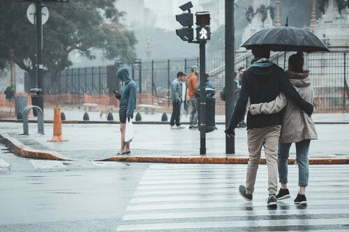 ¡Descubre el increíble invento de menos de 50 euros que te permite secar la ropa en casa incluso en los días de lluvia!