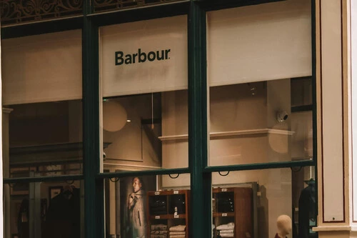 ¡No podrás creer los descuentos! El Corte Inglés liquida todos los abrigos Barbour con ¡hasta un 60% de descuento!