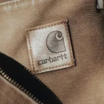 ¡El Corte Inglés REVIENTA los precios de todas las camisetas Carhartt en los 8 Días de Oro! ¡Es tu oportunidad de oro!