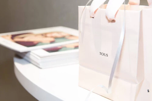 ¡El bolso 2 en 1 de Tous que SIEMPRE se agota, ahora a un precio IMPERDIBLE antes de Navidad!