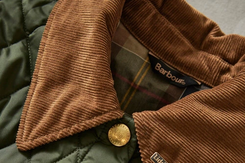 ¡Increíble liquidación de abrigos Barbour en El Corte Inglés: ¡todos los modelos a más de la mitad de precio!