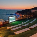 ¡Olvídate del cine! Descubre cómo tener pantallas gigantes en casa por menos que una Smart TV.