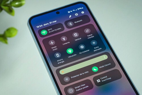 ¡Este Samsung con 256 GB, Android 14 y cámara increíble es el móvil de gama media que necesitas!