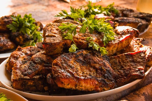 Este gadget convierte tu microondas en una parrilla ¡y la carne queda mejor que en la barbacoa!