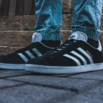 ¡No vas a creer las ofertas de locura en zapatillas, chándales y ropa deportiva que acaba de lanzar el outlet de Vans!