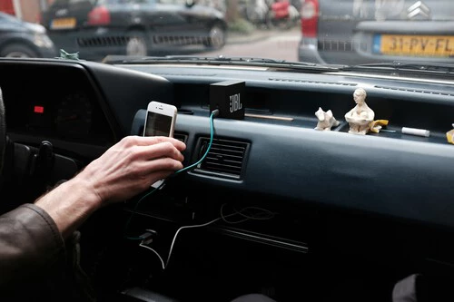 ¡No vas a creer las 2 apps que convierten tu gadget en el copiloto perfecto, sin cables y siempre actualizado!