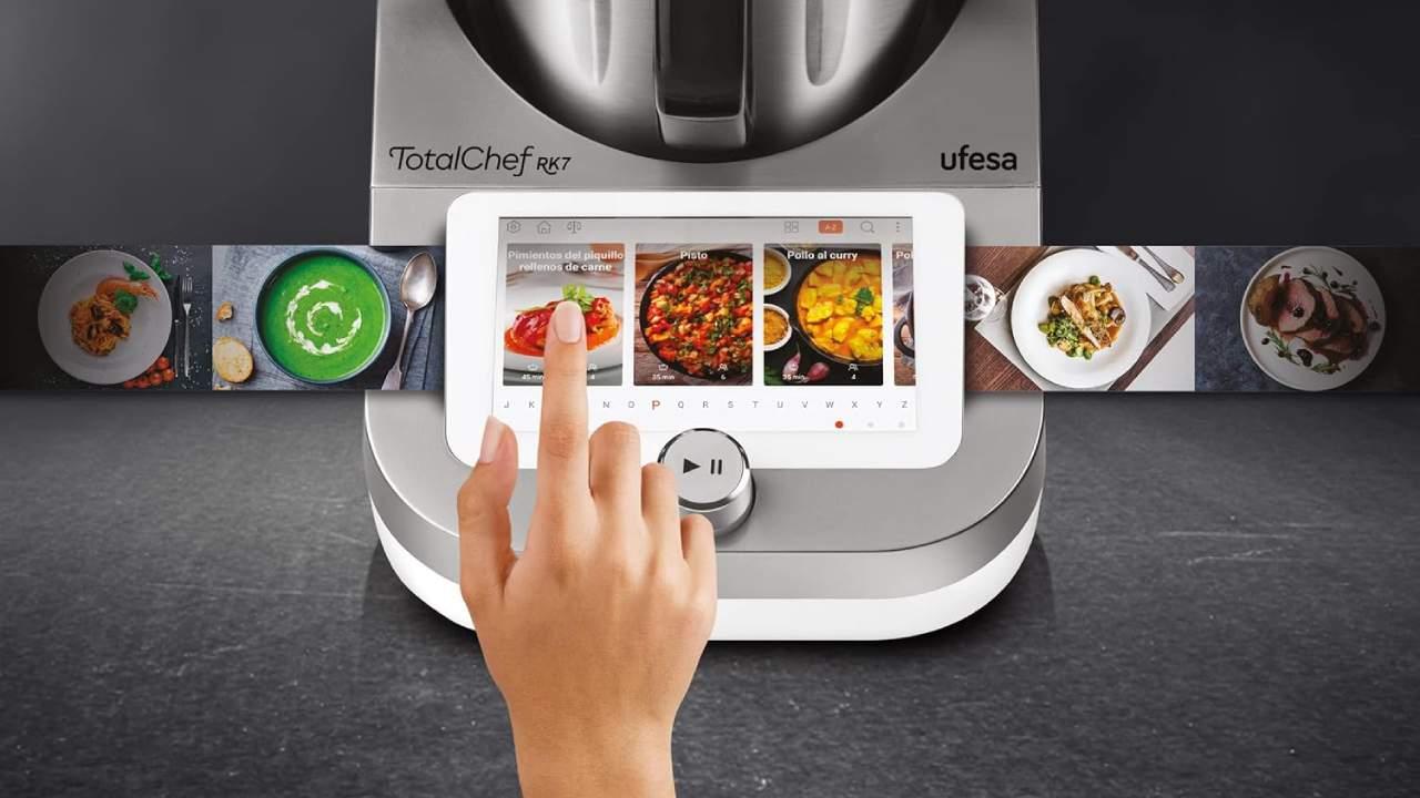 ¡Increíble! El robot de cocina con 30 funciones cae un 33 % en Amazon y vuela de las estanterías