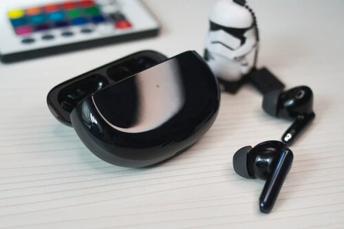 ¡Olvida AirPods y Sony! Oppo revoluciona el mercado con auriculares baratos que destruyen a los grandes de la cancelación de ruido