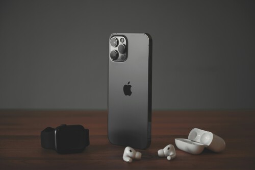 ¡No vas a creer cuánto cuesta ahora cargar tu iPhone, AirPods y Apple Watch juntos!