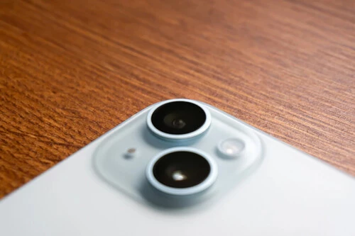 ¡No renueves tu móvil antes de ver este descuento récord en el iPhone 15!