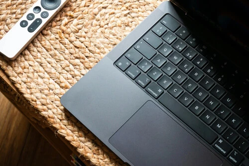 ¡Si te regalaron un MacBook en Navidad, no creerás estos 5 accesorios que cambiarán tu vida!