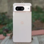 ¡Increíble! Amazon arrasa con todo lo que no vendió en Navidad y regala auriculares con este Google Pixel 8 de oferta única