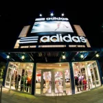 ¡Increíble! Adidas tira sus zapatillas más cómodas para correr casi a MITAD de precio en 2025