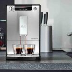 ¡No vas a creer el precio de esta cafetera superautomática con molinillo que arrasó en Black Friday y vuelve a Amazon!