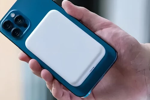 ¡Descubre el accesorio secreto que triplica la batería de tu iPhone y olvídate de los cables para siempre!