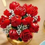 ¡El ramo de rosas que nunca se marchita y dejará a tu pareja sin palabras este San Valentín!