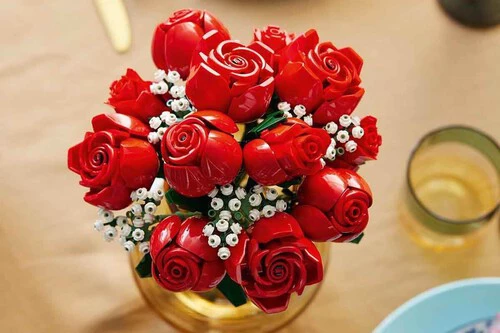 ¡El ramo de rosas que nunca se marchita y dejará a tu pareja sin palabras este San Valentín!