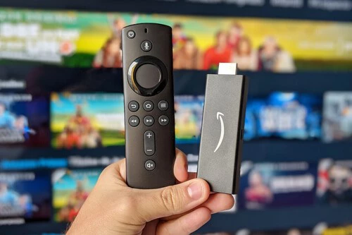 Este dispositivo barato está arrasando: convierte tu vieja TV en una Smart y soluciona el apagón de la TDT