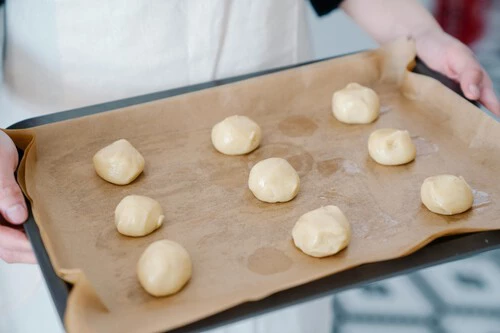 ¡Olvida el papel de horno para siempre! Este invento barato cambiará tu cocina por menos de 6 euros