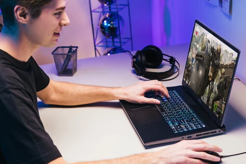 ¡No vas a creer lo barato que está este portátil gaming MSI con RTX 4070 y Core i7!