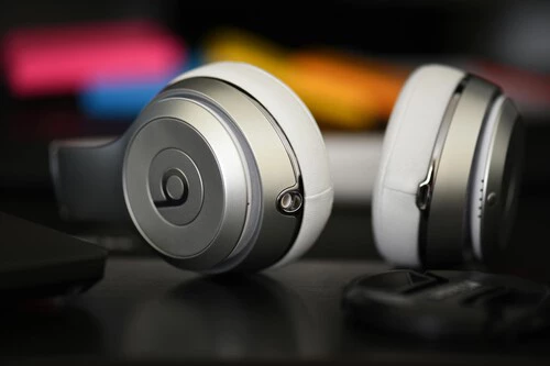 ¡Adiós Sony! Estos auriculares de lujo me han robado el corazón (y cuestan mucho menos de lo que crees)