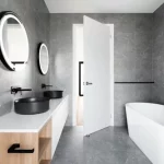 ¡Este invento de menos de 40€ elimina el moho del baño para siempre y nadie lo sabía!