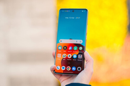 ¡Este móvil parece de lujo y cuesta menos de 400€!