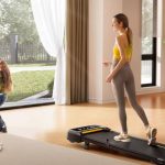 ¡Increíble! La cinta de andar más viral en Amazon se desploma casi 100 € y vuelan las últimas unidades