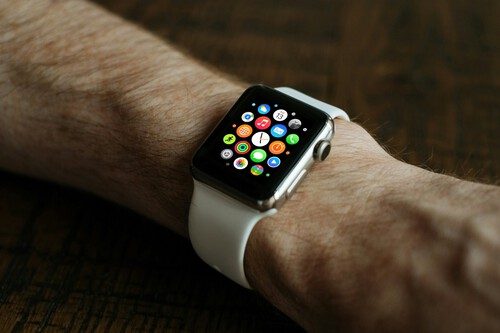 ¡No vas a creer el precio récord del Apple Watch SE que está volando de las tiendas!