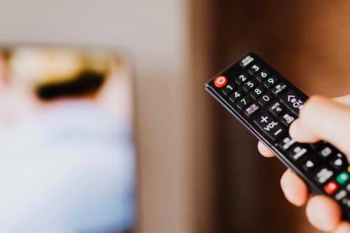 ¡Tu vieja tele podría morir en 2025 y nadie te lo advirtió! Aquí está la única solución que funciona