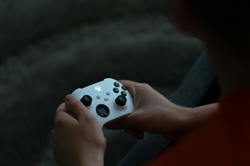 ¡No creerás lo que incluye este pack de Xbox Series S por menos de 250 euros estas Navidades!