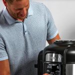¡Olvida la freidora y el horno! Descubre el electrodoméstico mini que revolucionará tu cocina pequeña