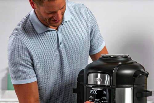 ¡Olvida la freidora y el horno! Descubre el electrodoméstico mini que revolucionará tu cocina pequeña